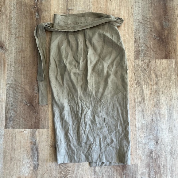 Reformation - Florence linen midi wrap skirt / size M petite / tan - Picture 12 of 14